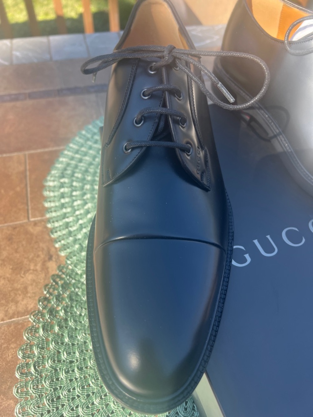 Gucci Black Leather Cap-Toe Derby Lace-Up Shoes - Picture 4 of 14